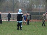 Voetbalpieten bezoeken training S.K.N.W.K. JO9-1 en JO7-1 op zaterdag 4 december 2021 (26/75)